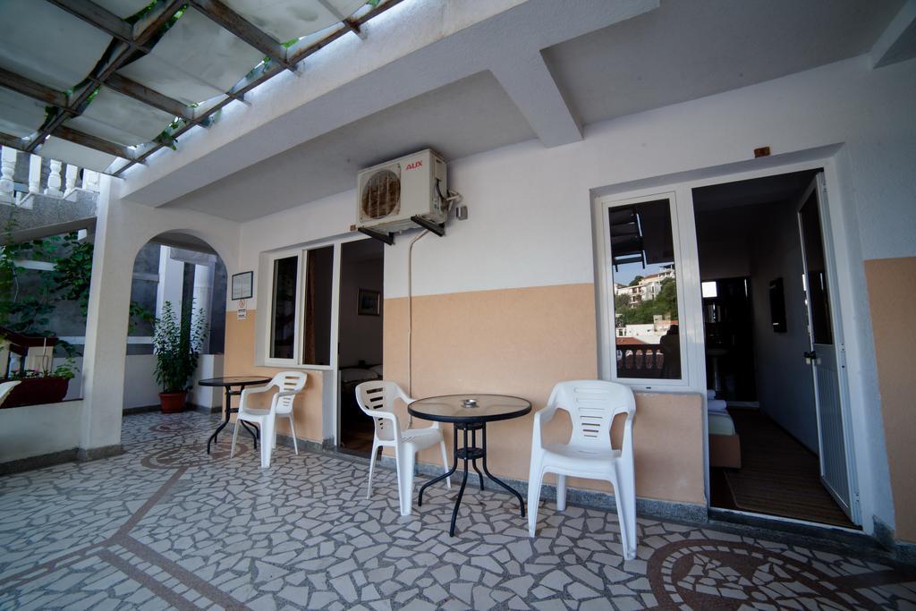 Guesthouse Sidro Ulcinj Exterior foto