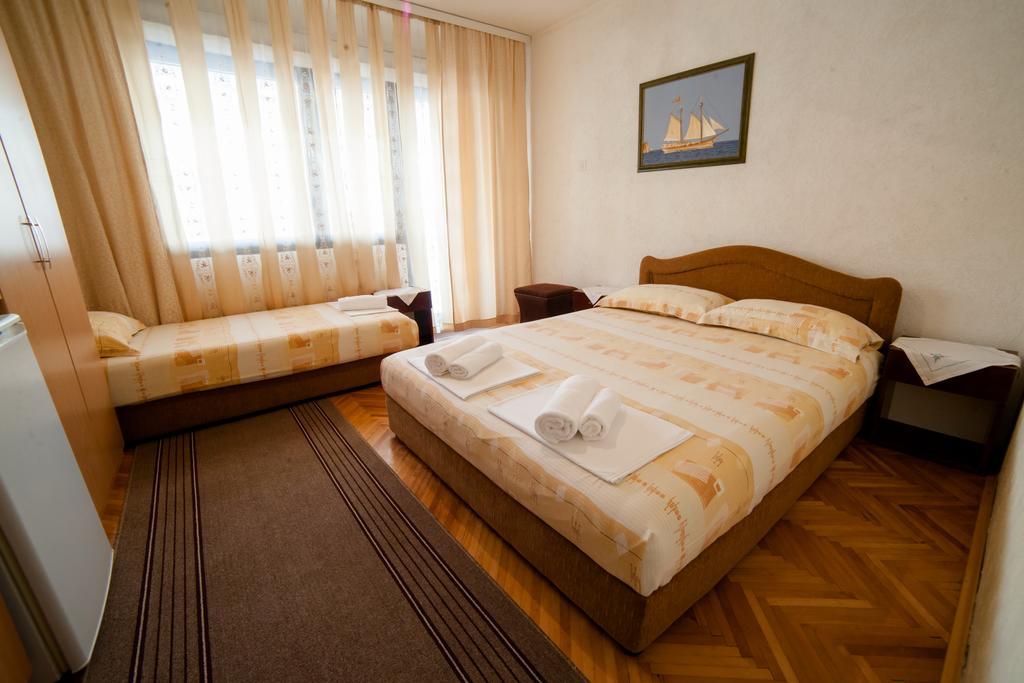 Guesthouse Sidro Ulcinj Exterior foto