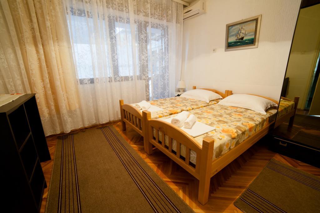Guesthouse Sidro Ulcinj Exterior foto